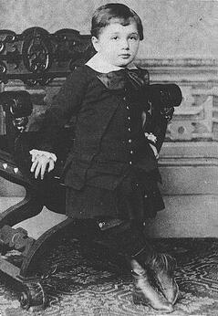 Einstein_Childhood