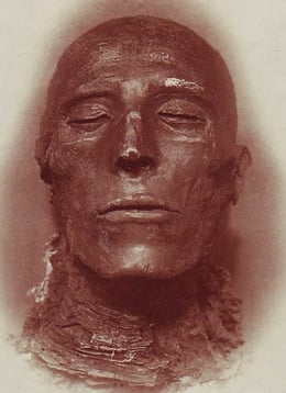 Pharaoh_Seti_I_-_His_mummy_-_by_Emil_Brugsch_1842-1930_PD
