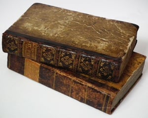 old-books-164262_1280