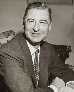 Theodor_Seuss_Geisel_01037v_PD.jpg